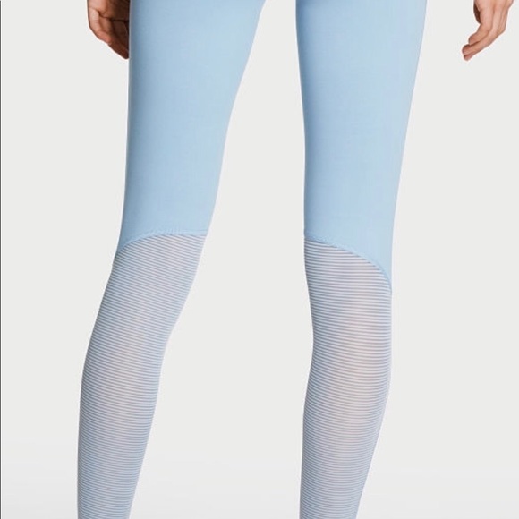 NWT Victoria’s Secret Knockout Tight Mesh size M - Picture 2 of 3